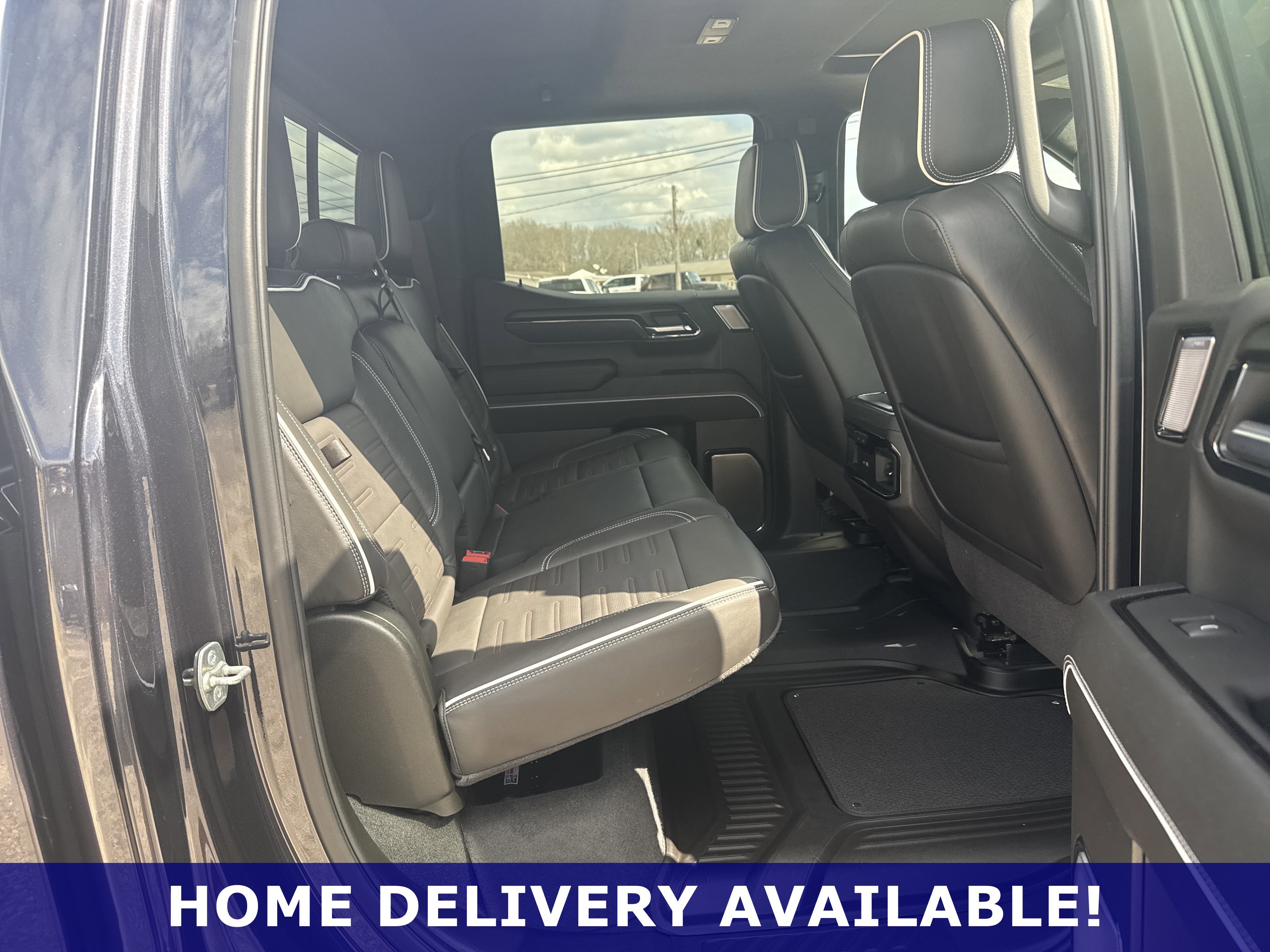 Used 2025 GMC Sierra 1500 AT4X image 25