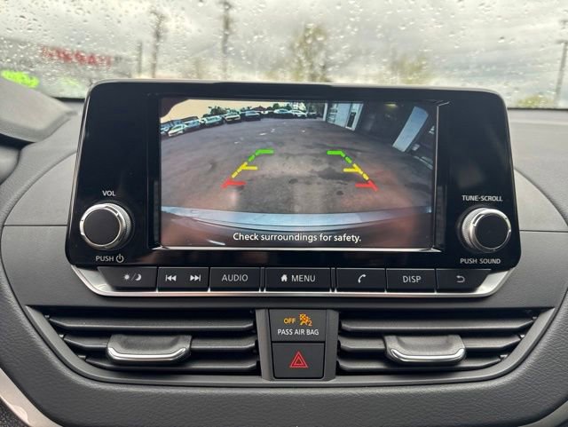 Used 2024 Nissan Altima 2.5 S FWD image 16