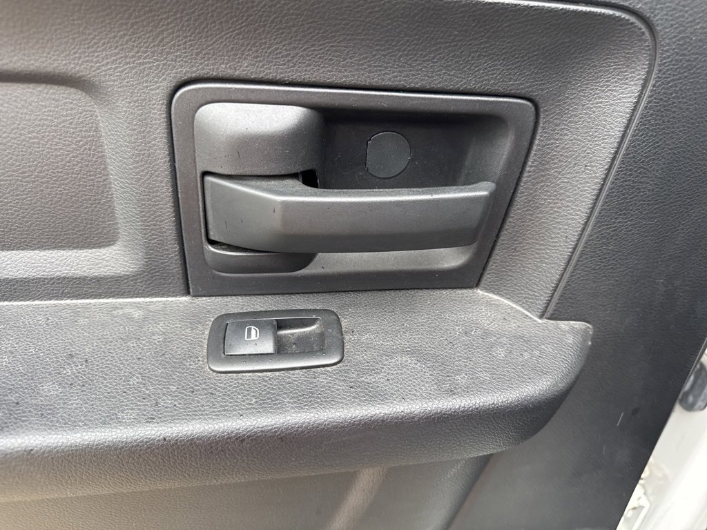 Used 2016 RAM 1500 Express image 20