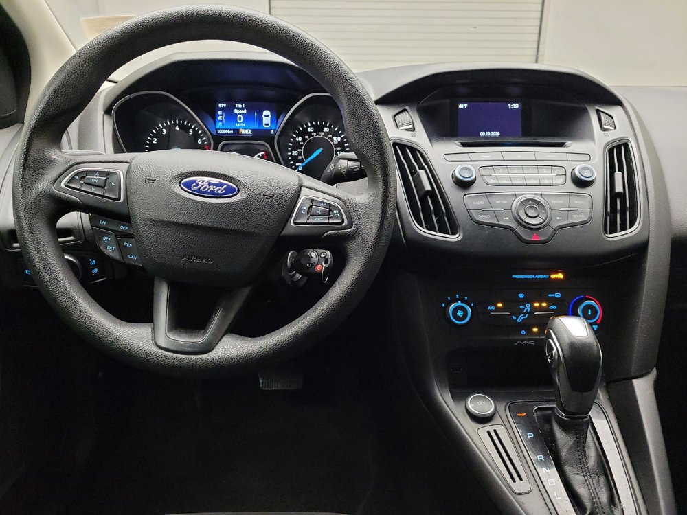 Used 2016 Ford Focus SE FWD image 22