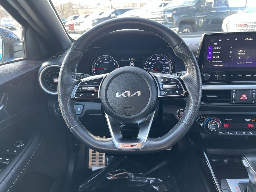 Used 2023 Kia Forte GT-Line w/ GT-Line Technology Package image 15