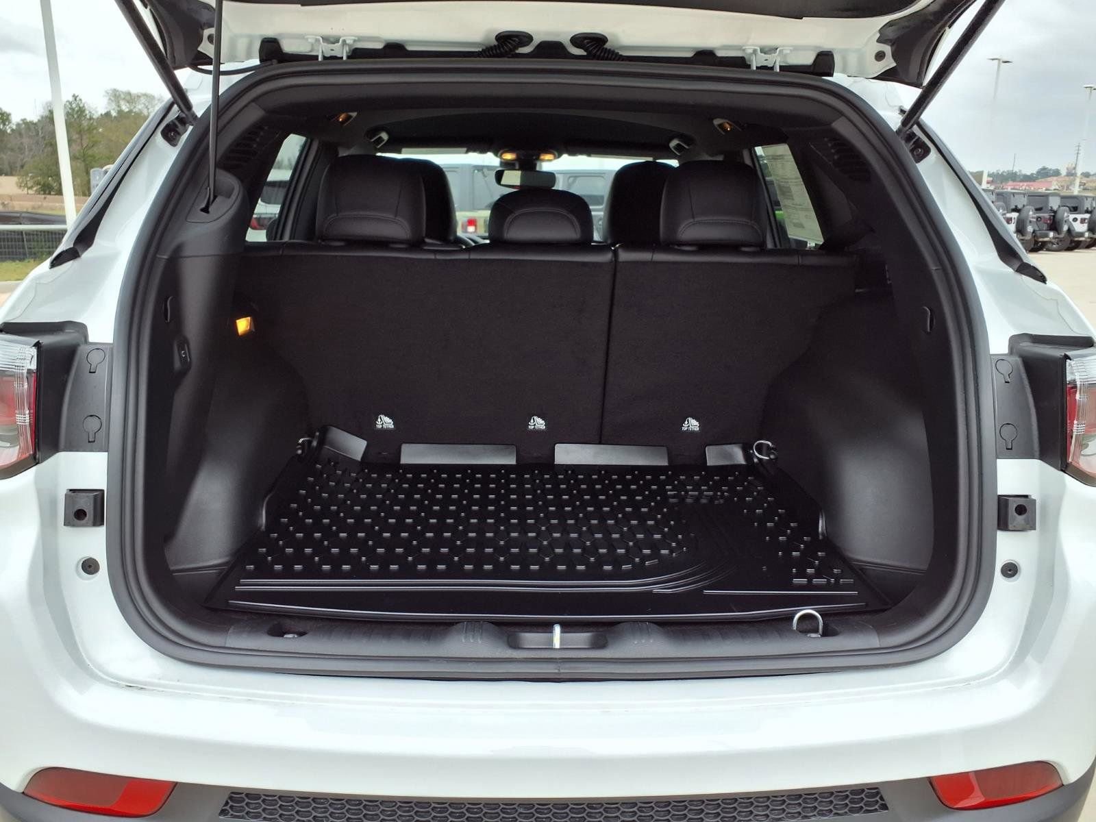 New 2026 Jeep Compass Latitude AWD/4WD image 6