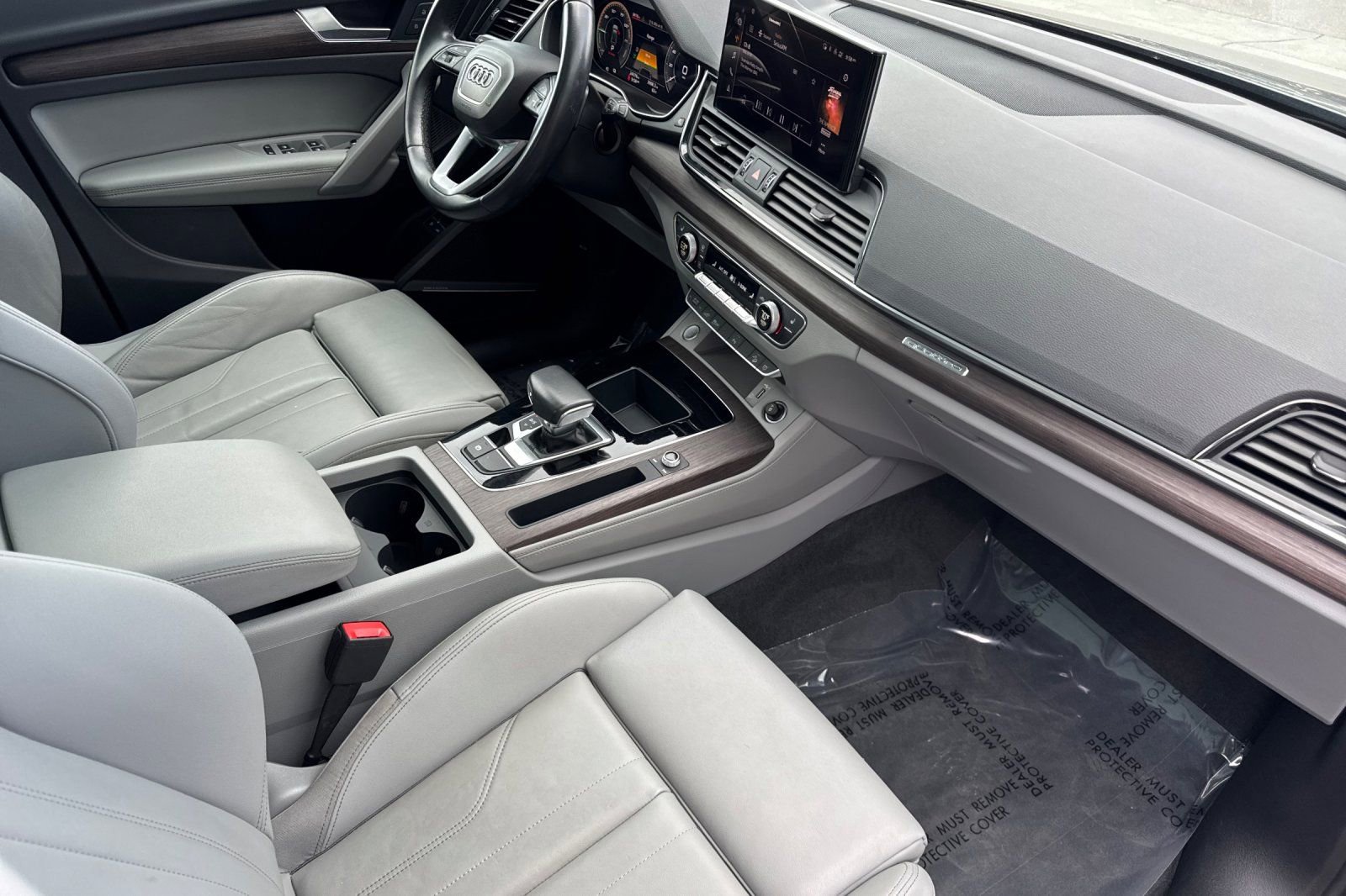Used 2023 Audi Q5 e Premium Plus w/ Premium Plus Package AWD/4WD image 18