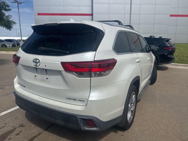Used 2019 Toyota Highlander Limited AWD/4WD image 3