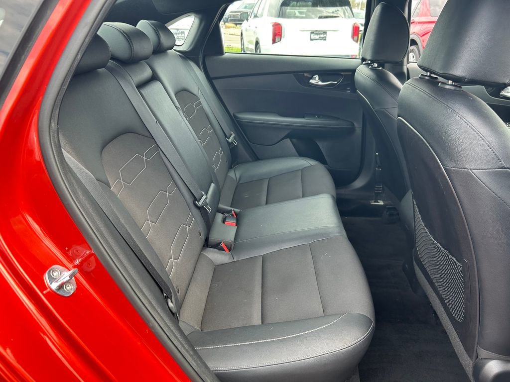 Used 2021 Kia Forte GT-Line image 23