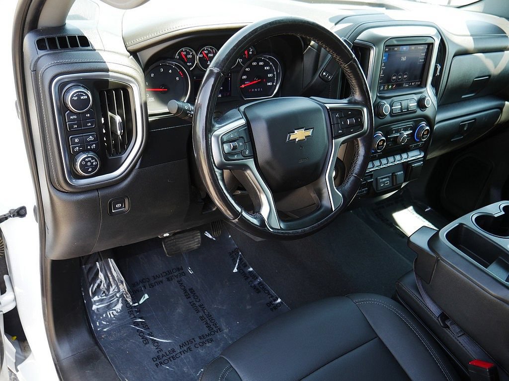 Used 2022 Chevrolet Silverado 3500 LTZ AWD/4WD image 11