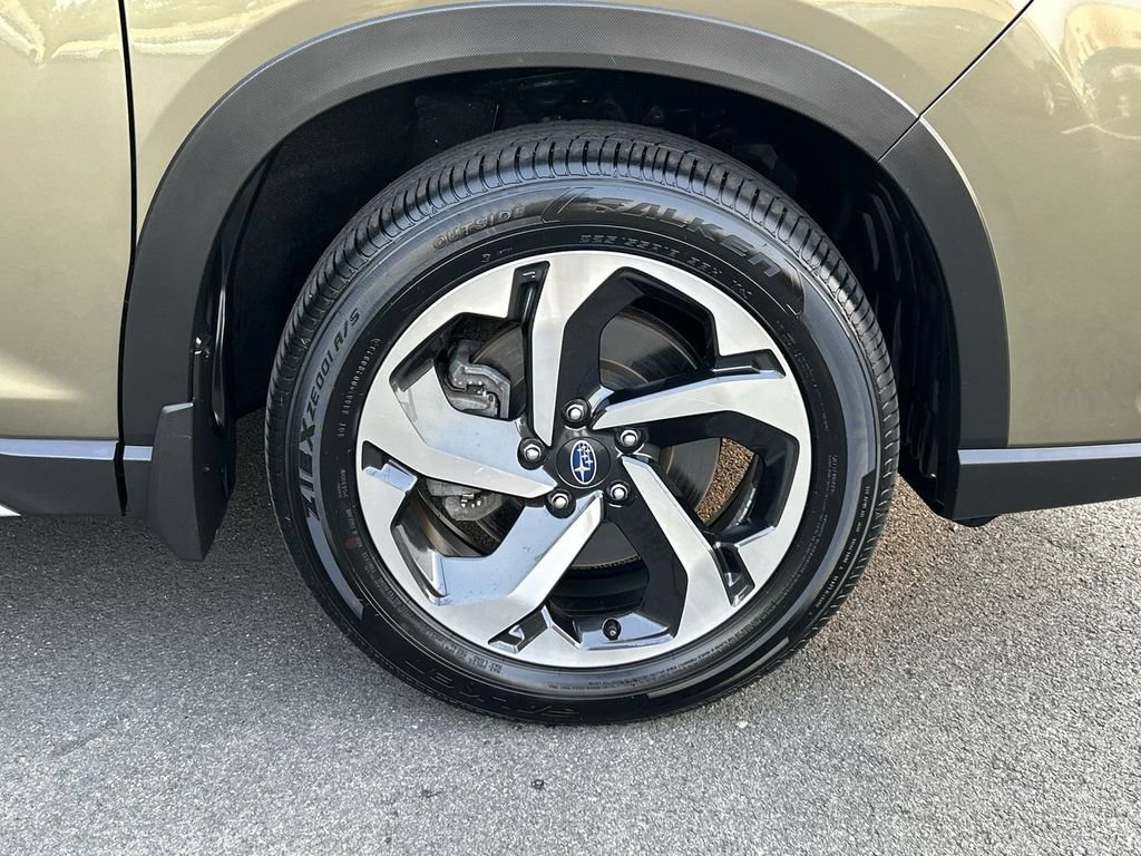 Certified 2023 Subaru Forester Touring AWD/4WD image 13