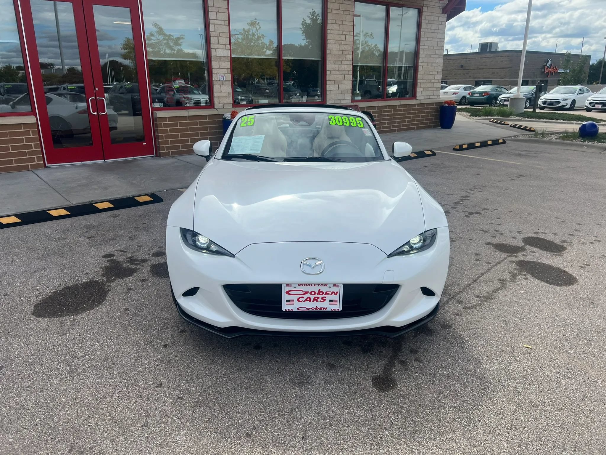 Used 2025 MAZDA MX-5 Miata RF Grand Touring w/ Appearance Package RWD image 2