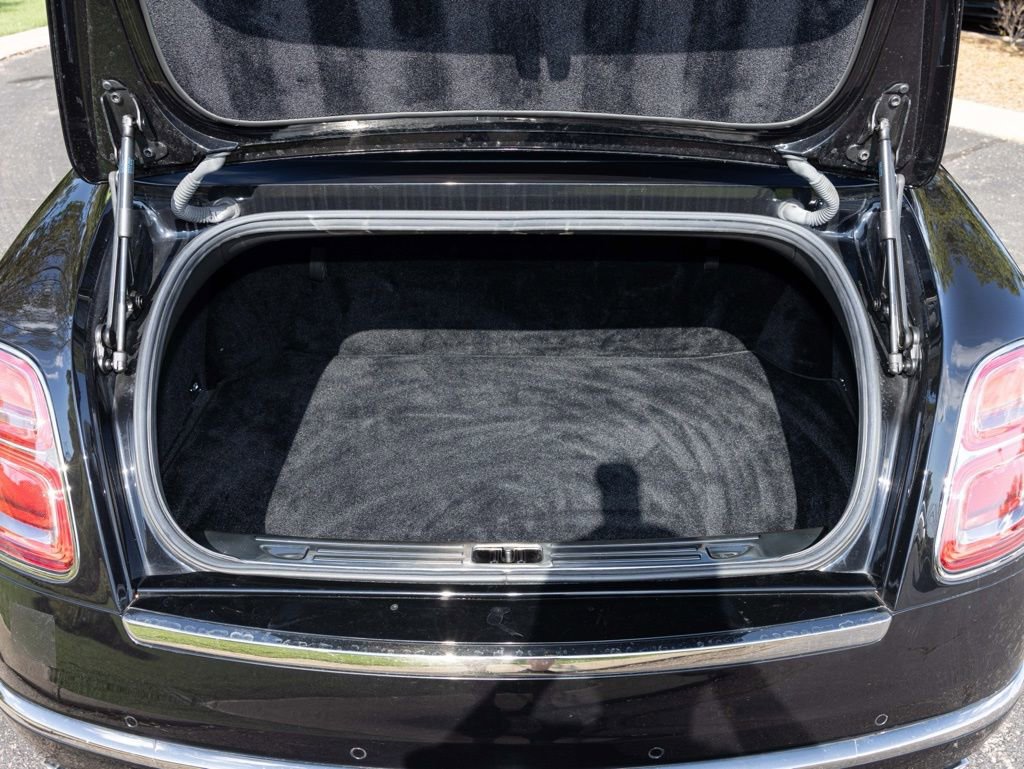Used 2019 Bentley Mulsanne image 47