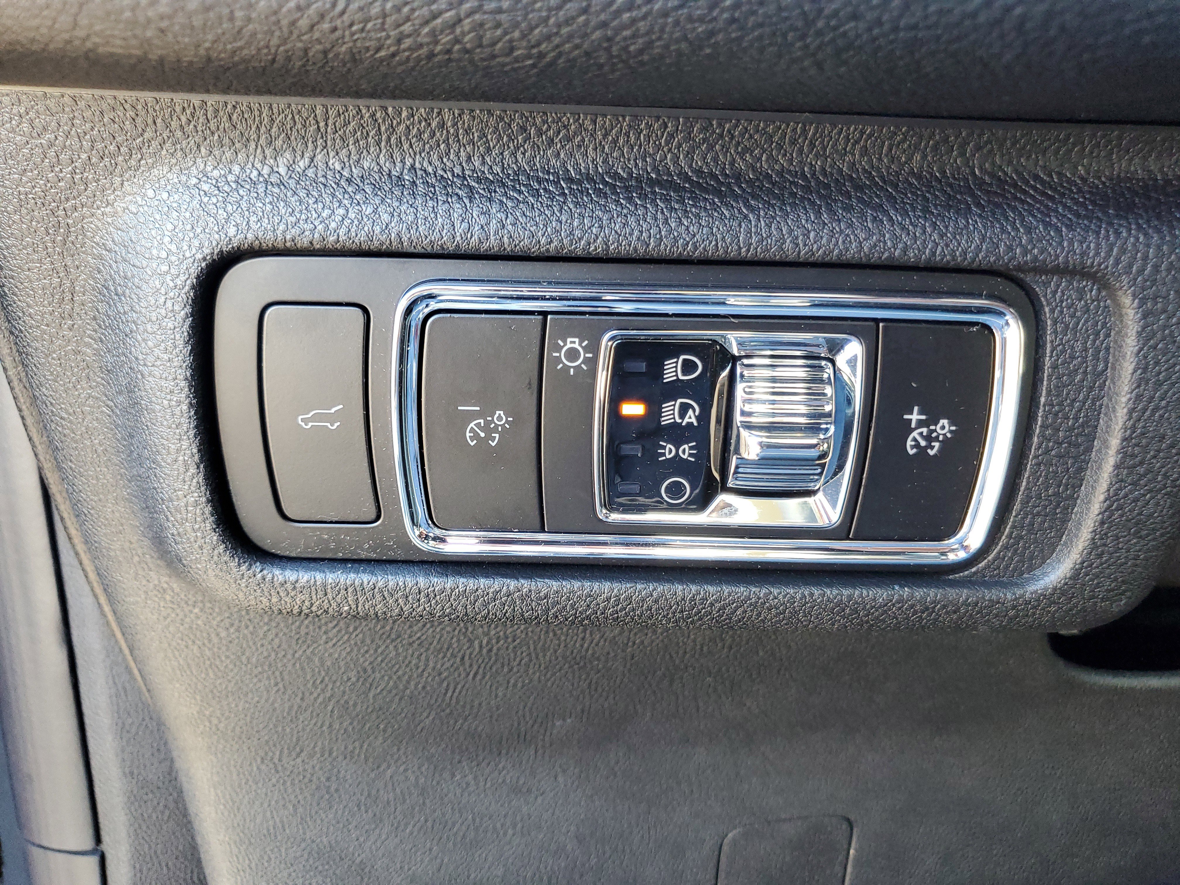 New 2025 Lincoln Corsair Reserve image 14