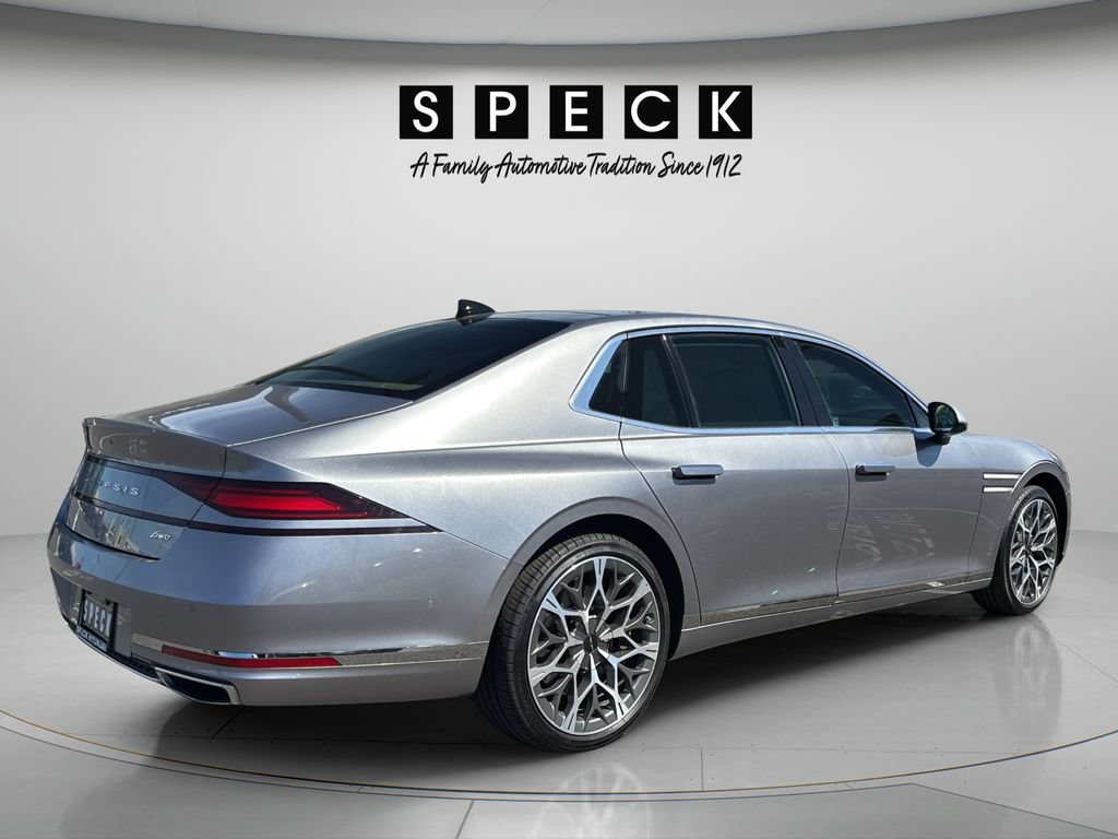 Used 2025 Genesis G90 3.5T AWD/4WD image 5
