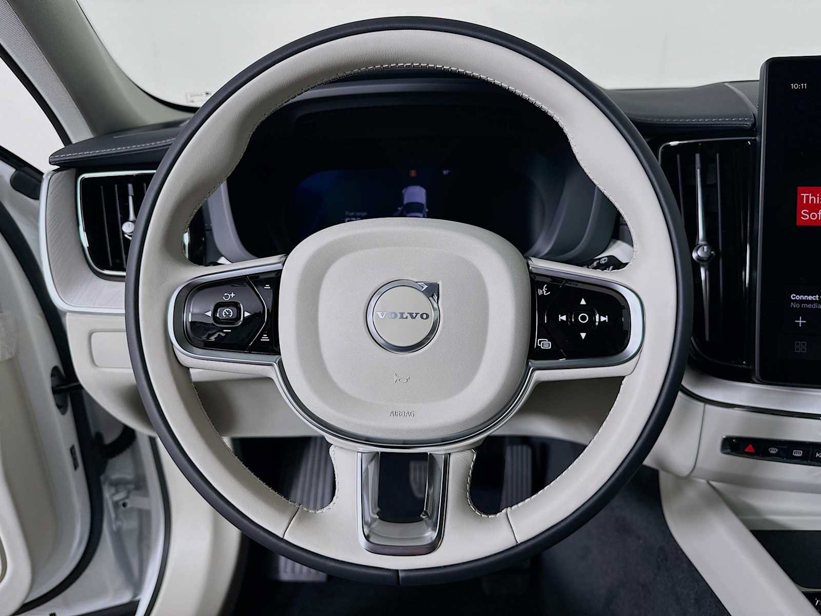 New 2026 Volvo XC60 B5 Ultra w/ Climate Package PRO AWD/4WD image 11