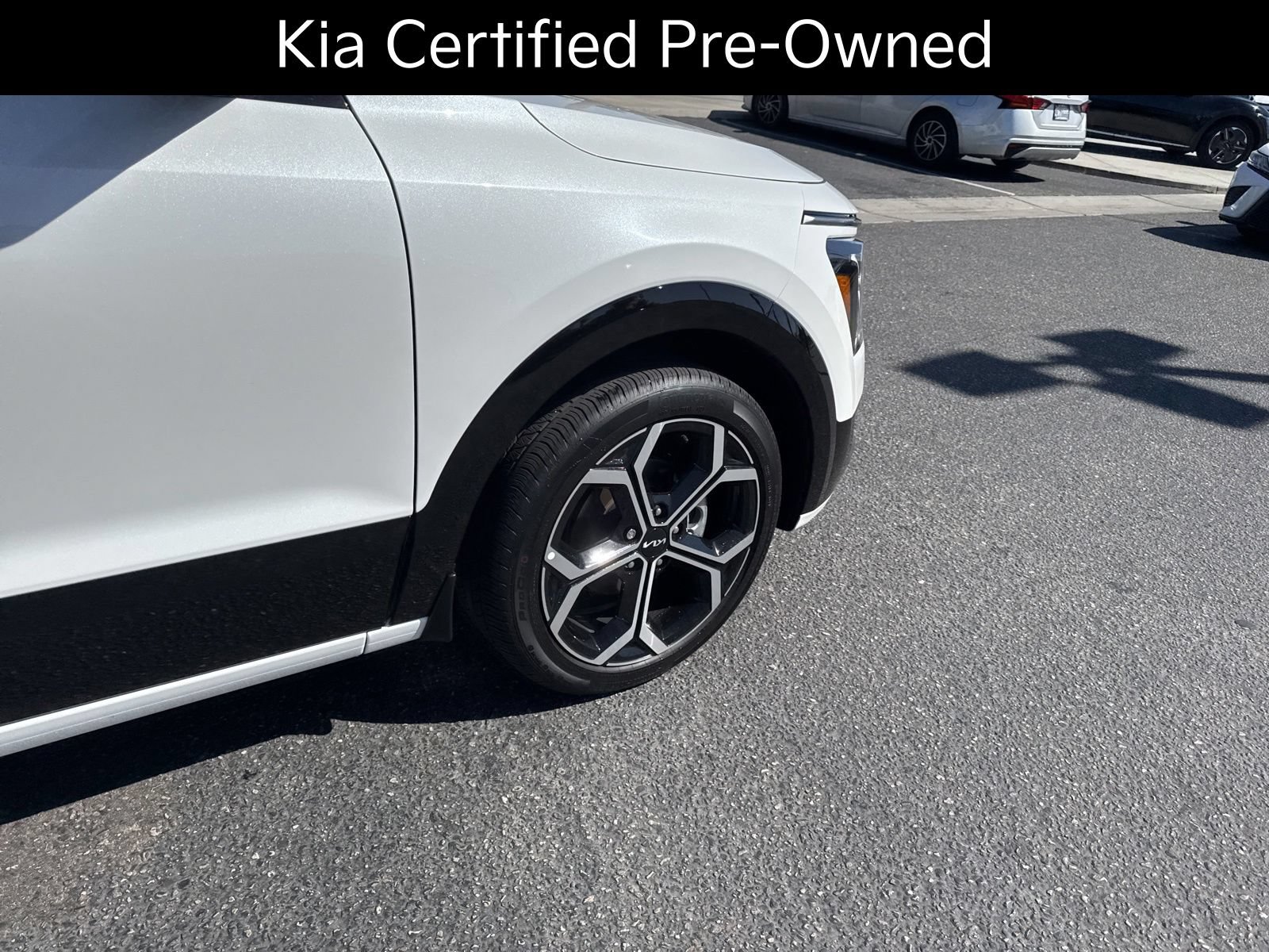 Certified 2025 Kia Niro EX Touring FWD image 7