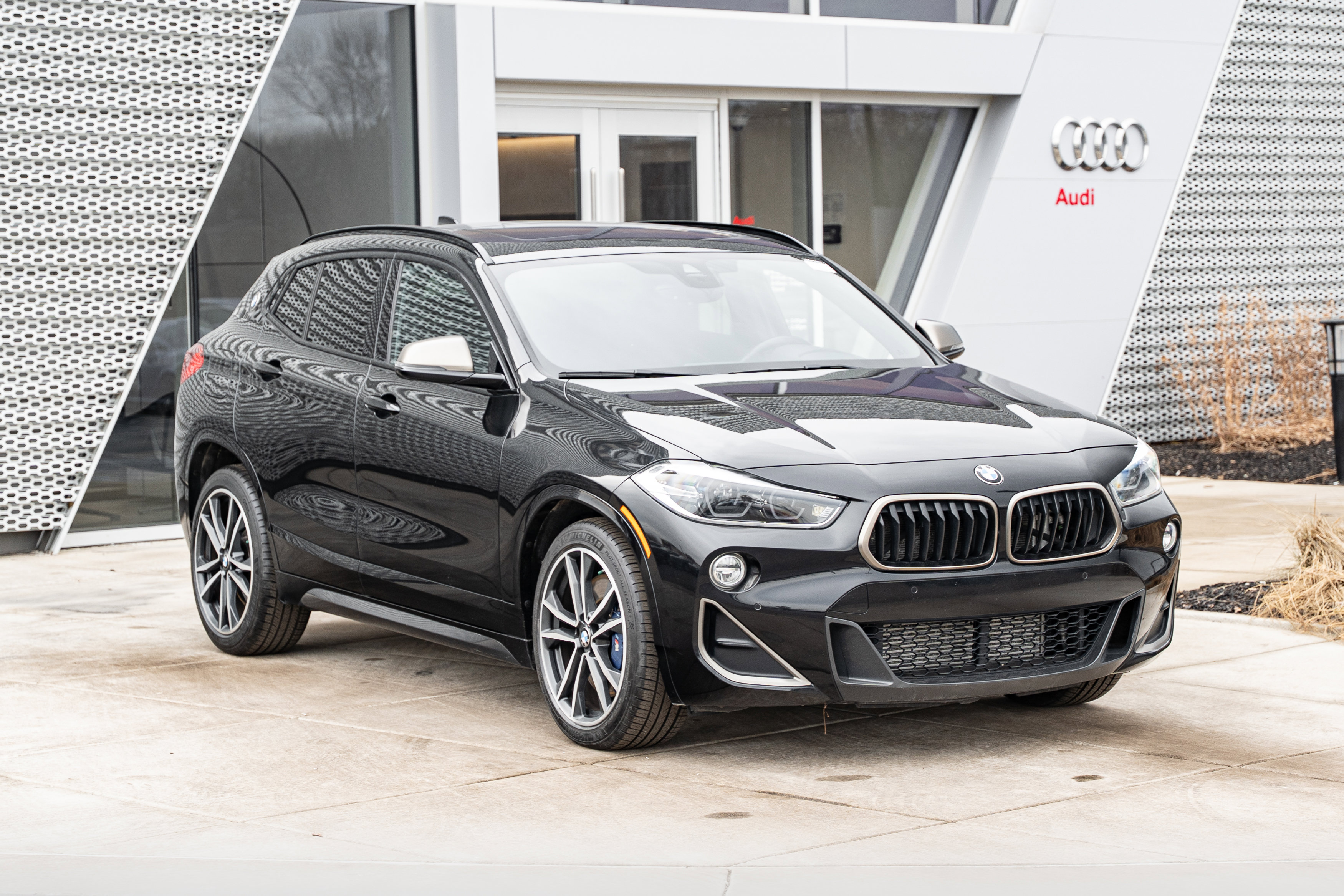 Used 2019 BMW X2 M35i image 2