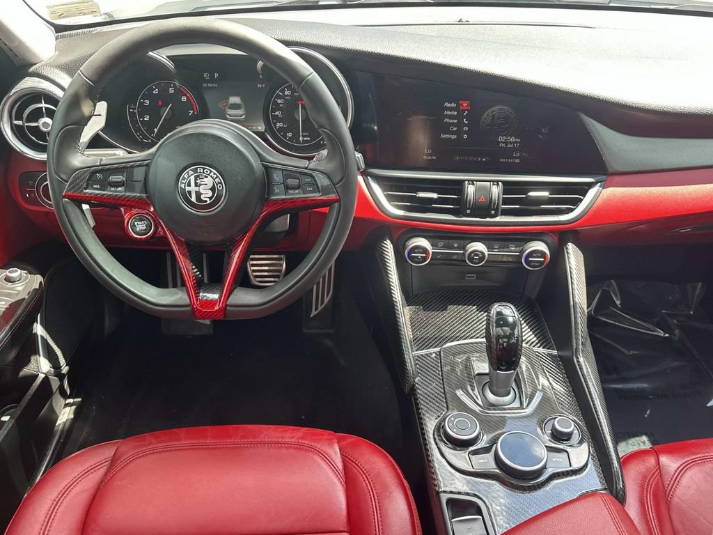 Used 2019 Alfa Romeo Giulia AWD w/ Quick Order Package 22J Sport image 19