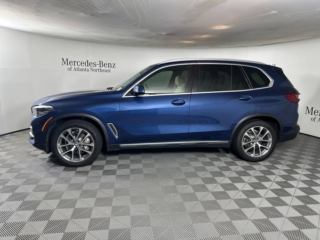 Used 2019 BMW X5 xDrive40i w/ Premium Package 2 AWD/4WD image 4