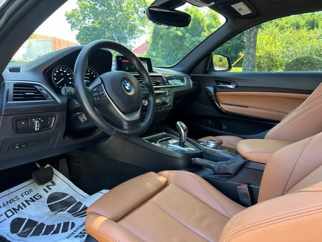 Used 2021 BMW 230i Coupe w/ Convenience Package RWD image 11