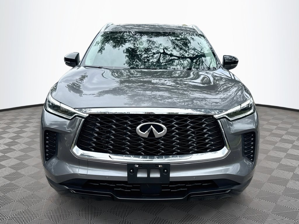 Certified 2023 INFINITI QX60 Luxe w/ Vision Package AWD/4WD image 2