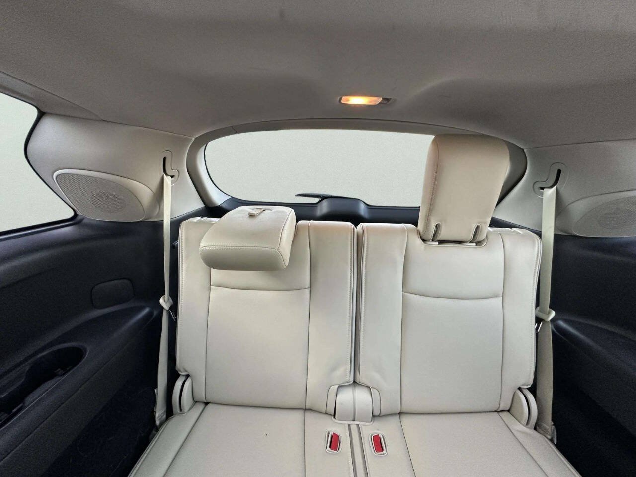 Used 2017 INFINITI QX60 Luxe w/ Deluxe Technology Package AWD/4WD image 14