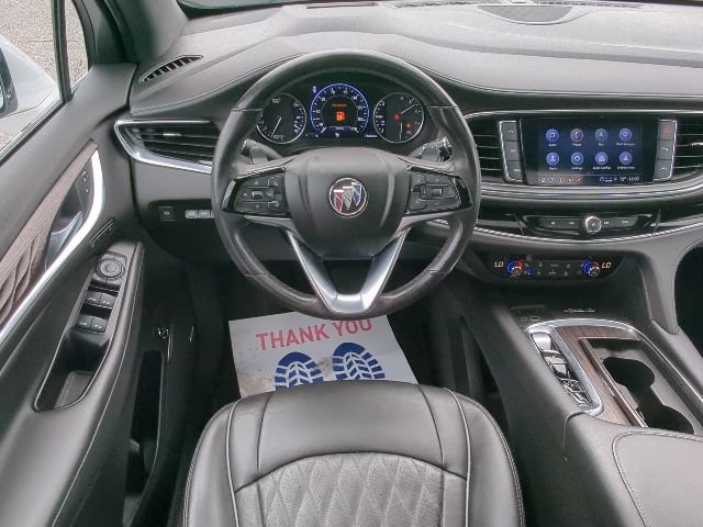 Used 2022 Buick Enclave Avenir w/ Avenir Technology Package AWD/4WD image 22