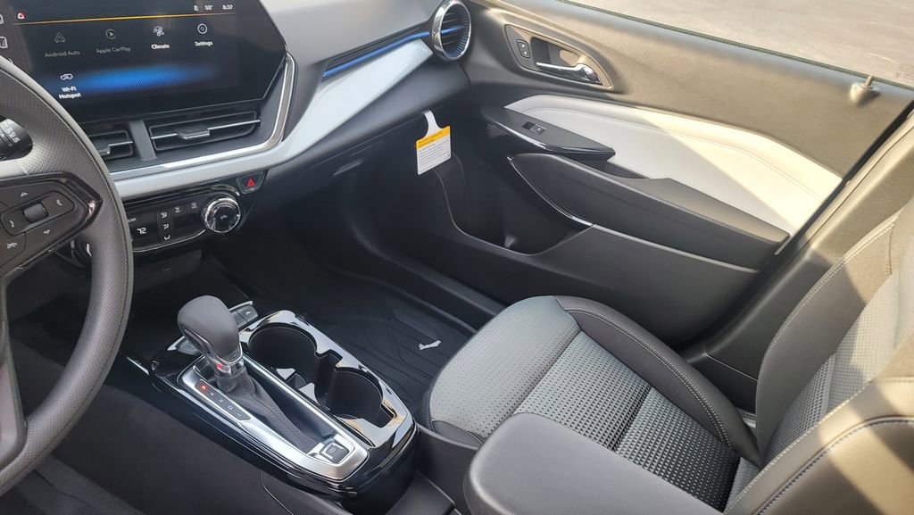 New 2026 Chevrolet Trax LT image 23