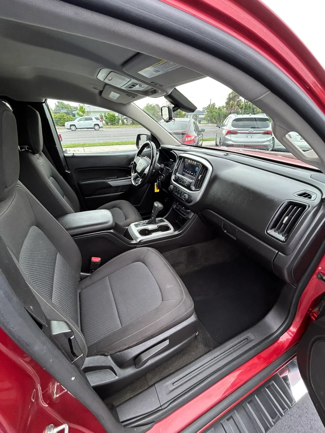 Used 2016 Chevrolet Colorado LT w/ LT Convenience Package RWD image 21