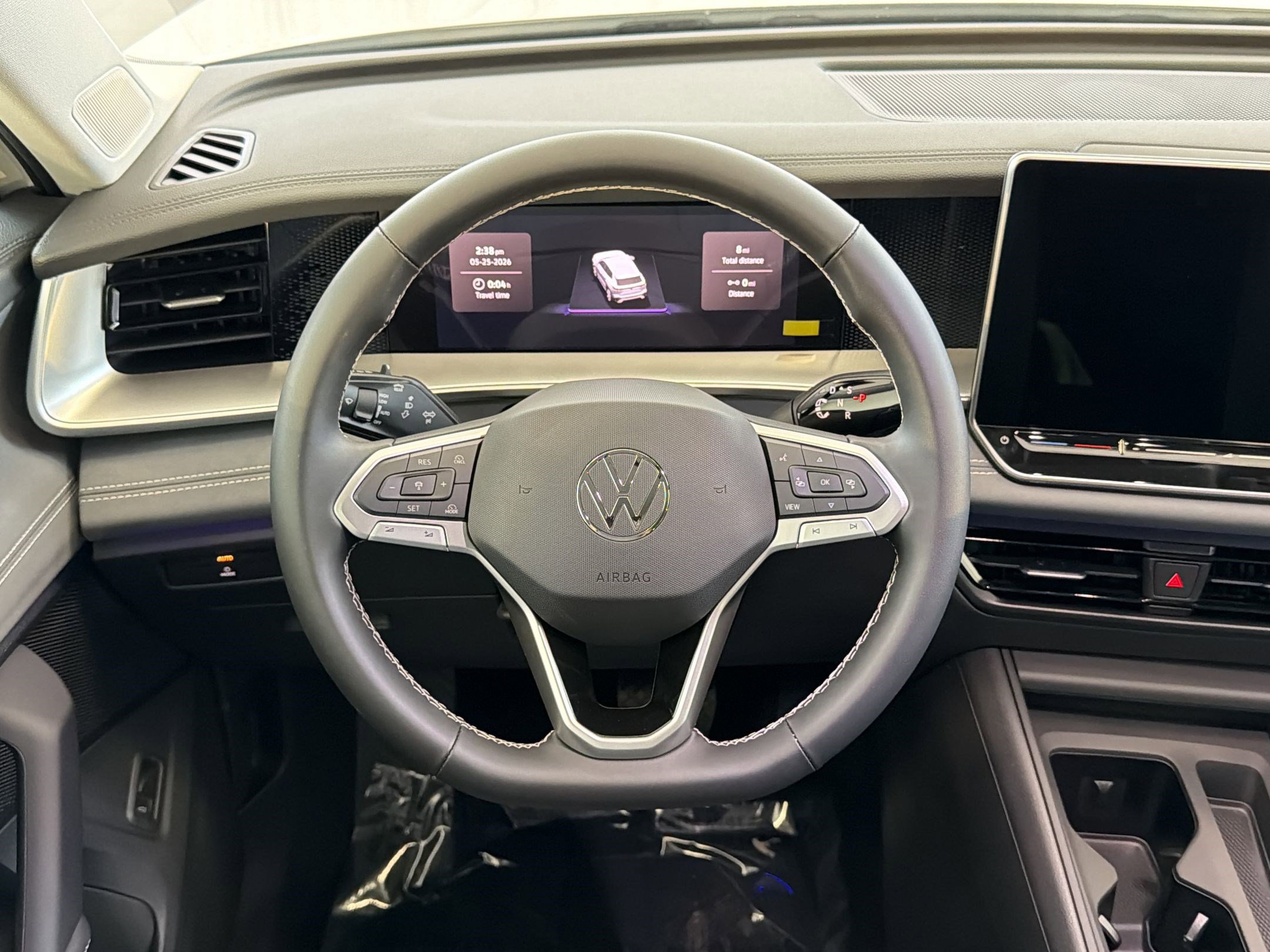 New 2026 Volkswagen Tiguan SE FWD image 23