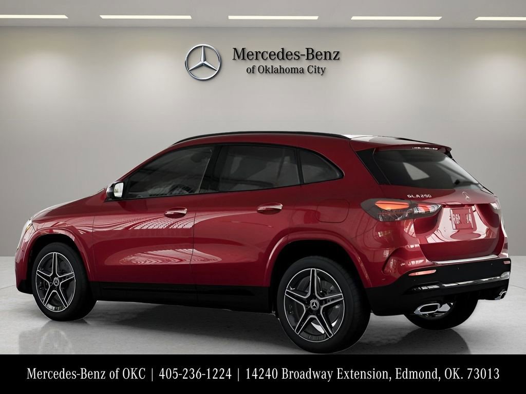 Used 2025 Mercedes-Benz GLA 250 4MATIC image 28