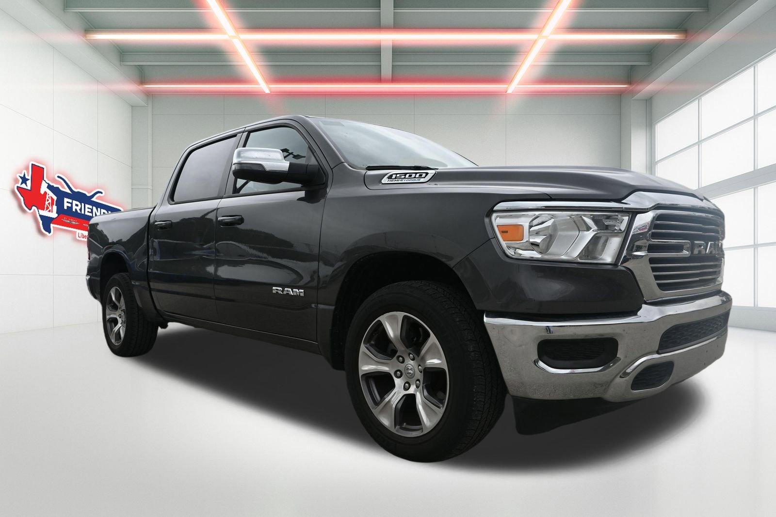 Used 2024 RAM 1500 Laramie RWD image 4