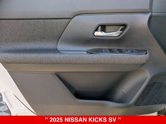 Certified 2025 Nissan Kicks SV AWD/4WD image 11