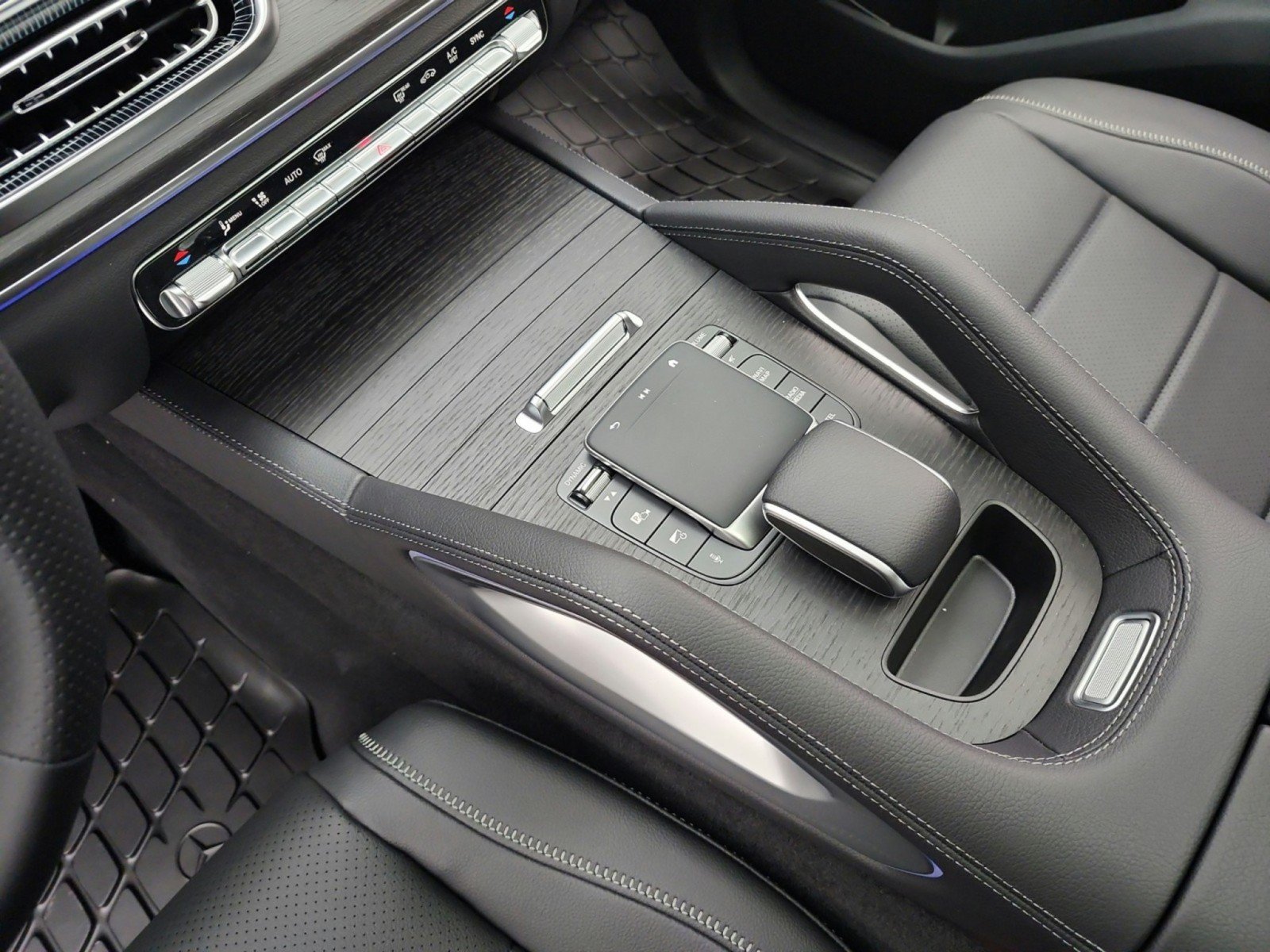 New 2027 Mercedes-Benz GLE 450 4MATIC image 9