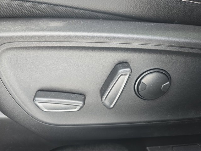 New 2026 Ford Escape SE w/ PHEV Premium Package image 19