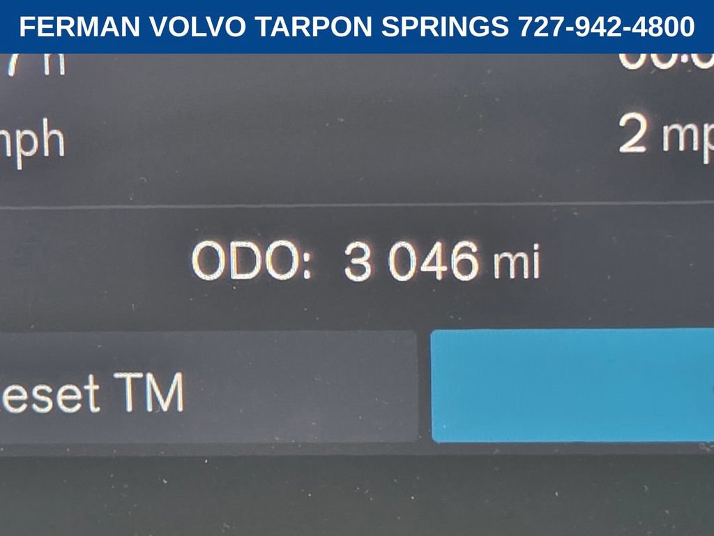 New 2026 Volvo XC60 B5 Plus w/ Protection Package Premier AWD/4WD image 33