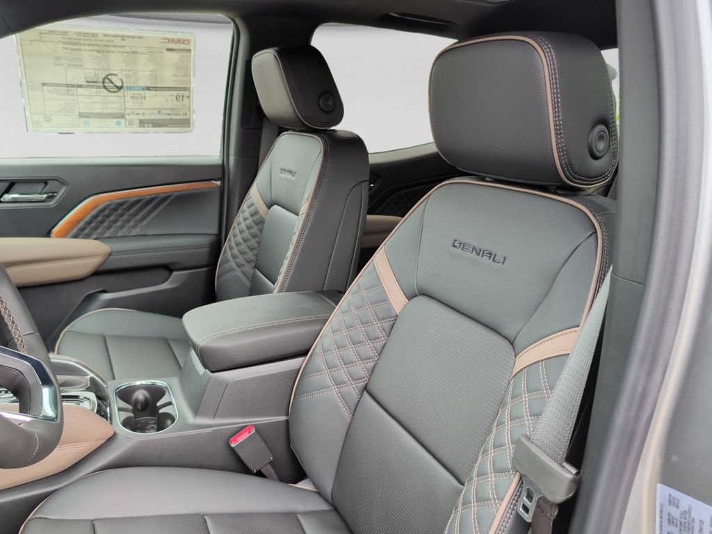 New 2026 GMC Canyon Denali AWD/4WD image 22