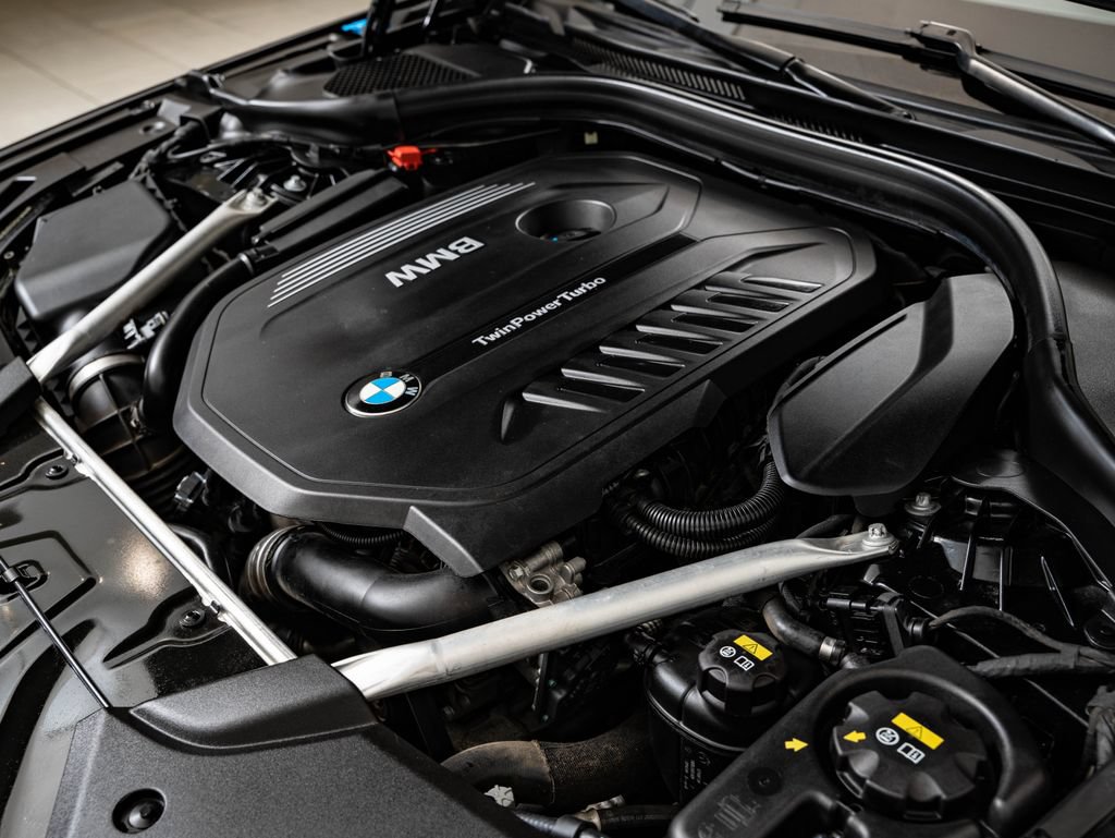 Used 2019 BMW 540i w/ Convenience Package RWD image 46