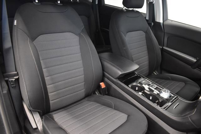 Used 2019 Ford Edge SE AWD/4WD image 6