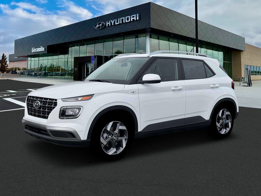 New 2026 Hyundai Venue SEL FWD image 2
