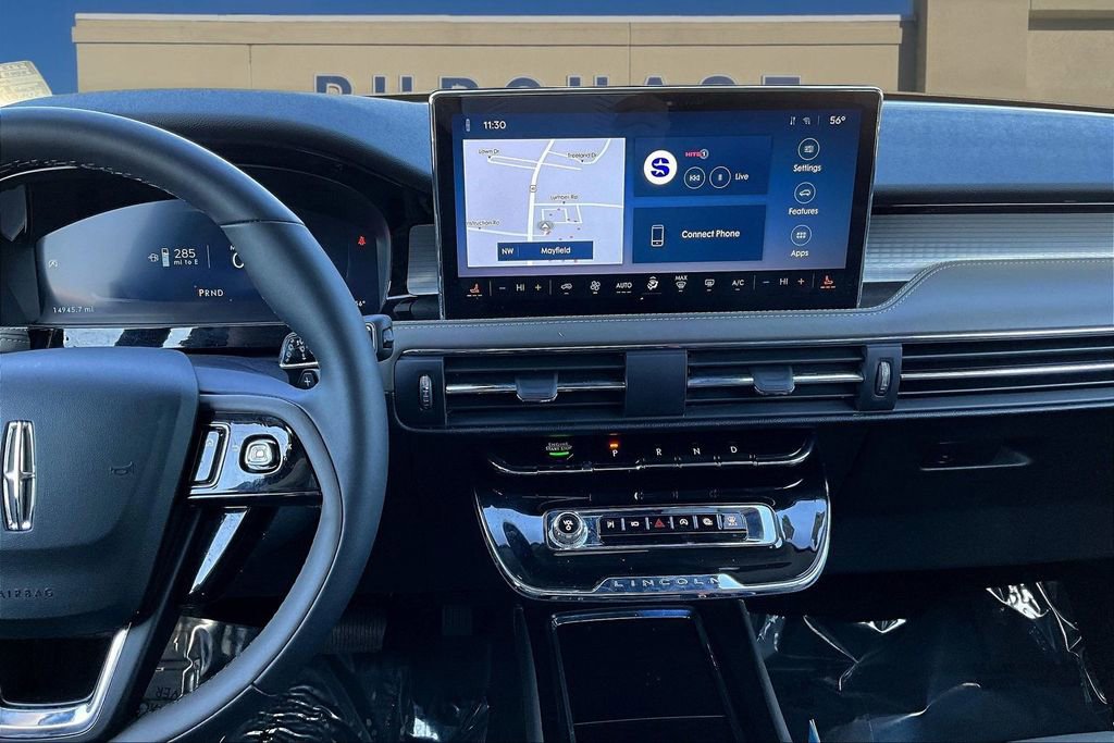 Used 2025 Lincoln Corsair Premiere image 11
