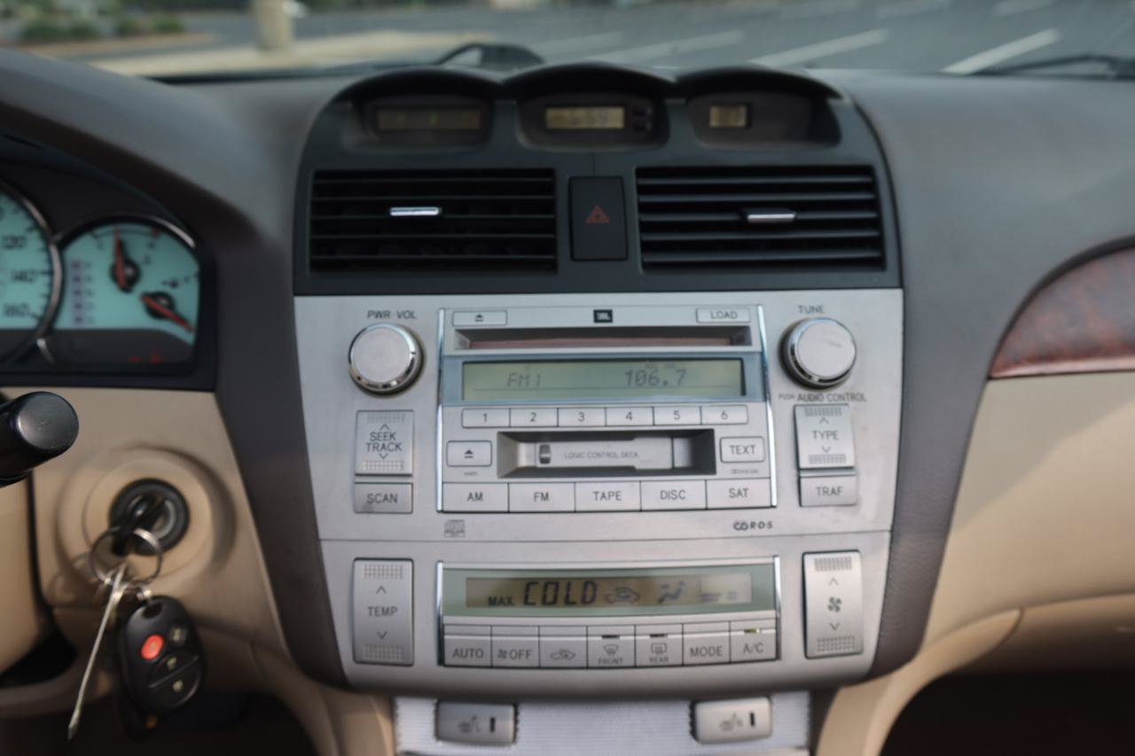 Used 2006 Toyota Solara SLE FWD image 9