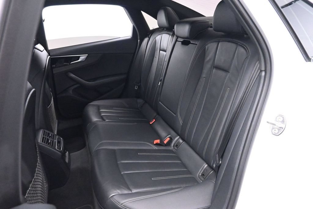 Used 2022 Audi A4 2.0T Premium Plus AWD/4WD image 15