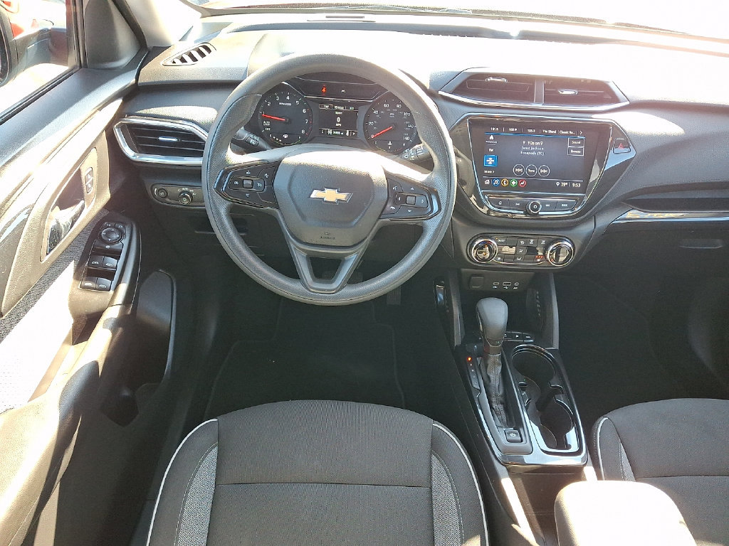 Certified 2023 Chevrolet TrailBlazer LT w/ Convenience Package AWD/4WD image 2