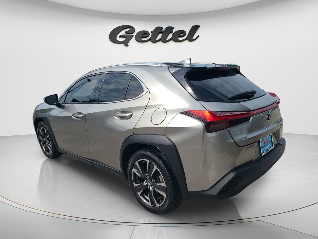 Used 2019 Lexus UX 200 w/ Accessory Package 2 FWD image 7