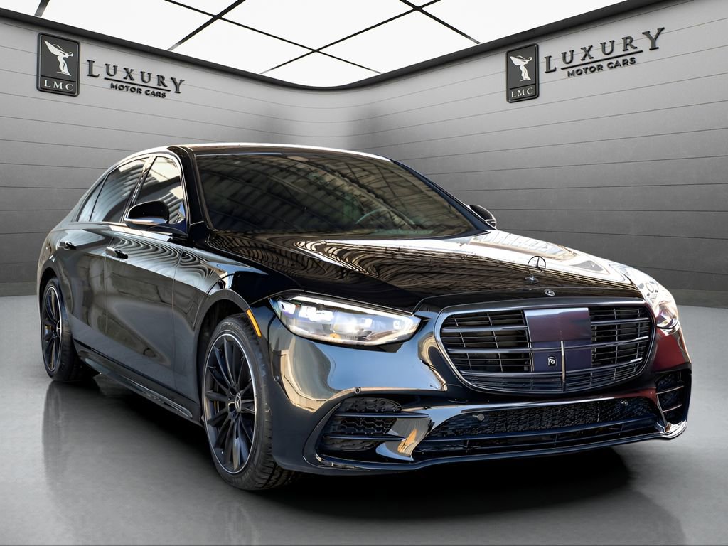Used 2022 Mercedes-Benz S 580 4MATIC Sedan w/ AMG Line Package image 1