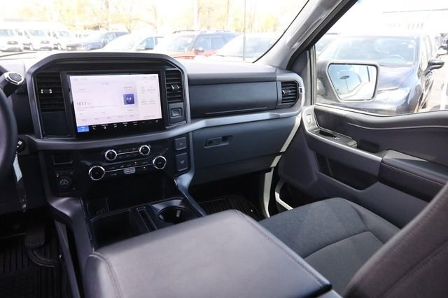 Used 2025 Ford F150 XLT w/ Equipment Group 301A Standard image 25