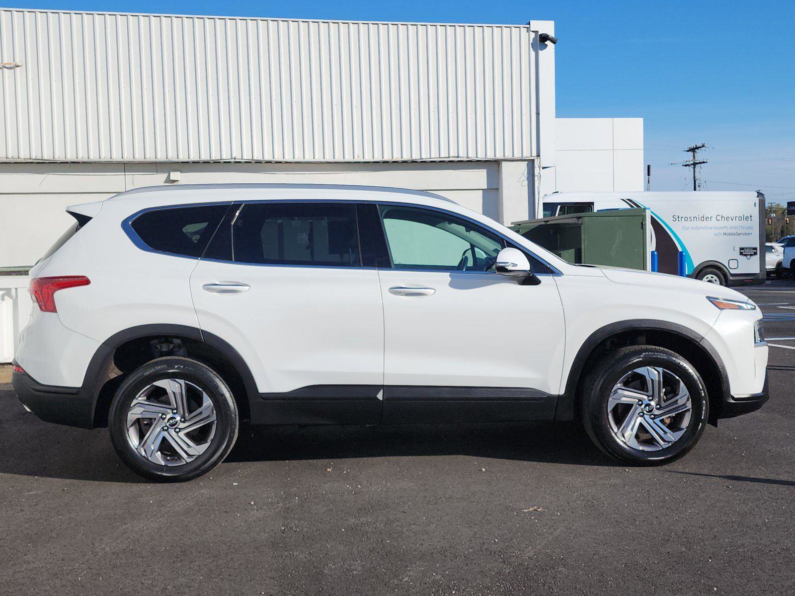 Used 2023 Hyundai Santa Fe SEL image 6
