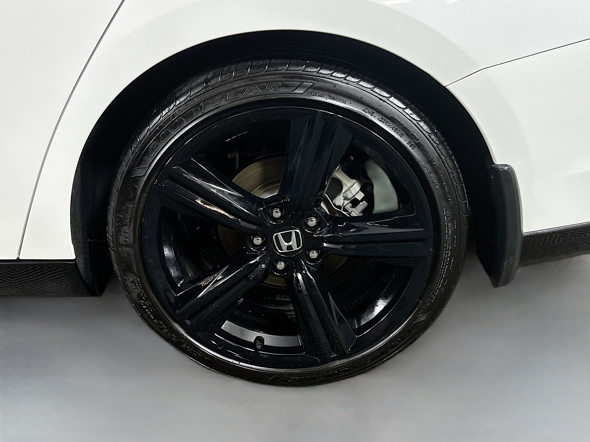 Used 2024 Honda Accord Sport image 30