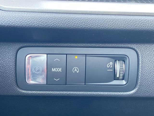 Used 2024 Chevrolet Traverse LT image 31