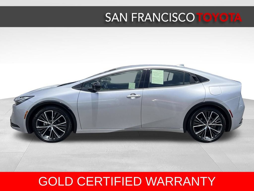 Certified 2024 Toyota Prius XLE FWD image 2