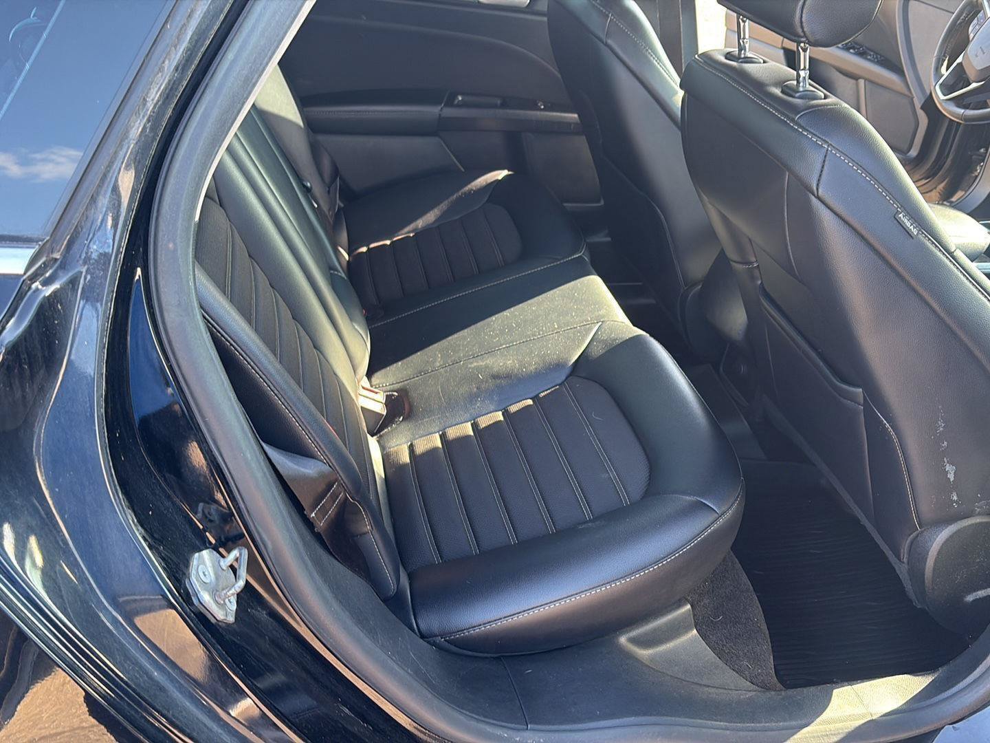 Used 2018 Ford Fusion SE w/ Equipment Group 201A AWD/4WD image 19