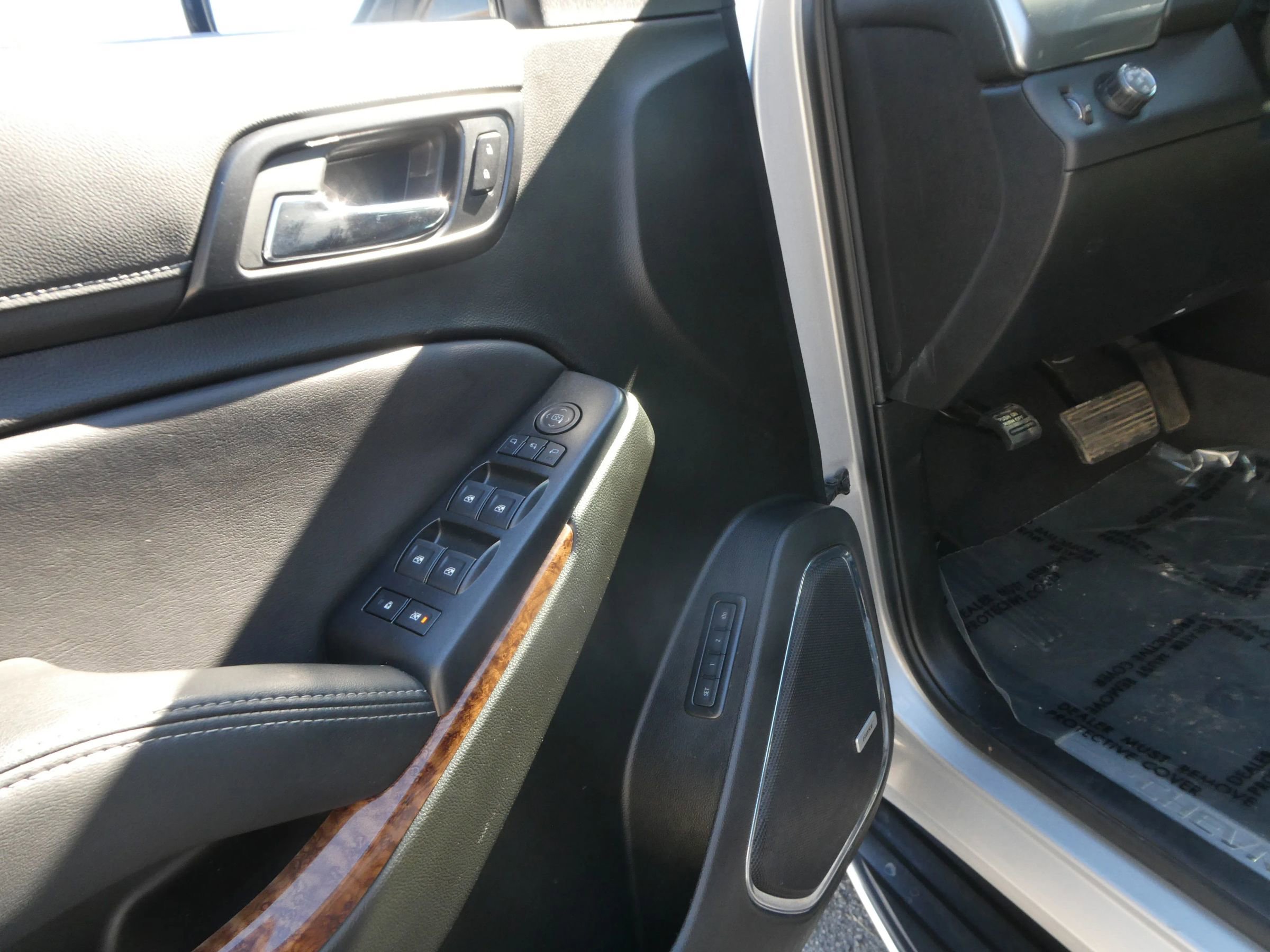 Used 2019 Chevrolet Tahoe Premier image 14